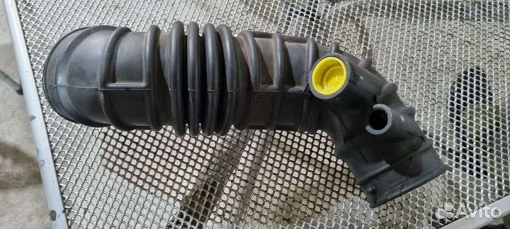 Патрубок воздушного фильтра rb25det, Skyline