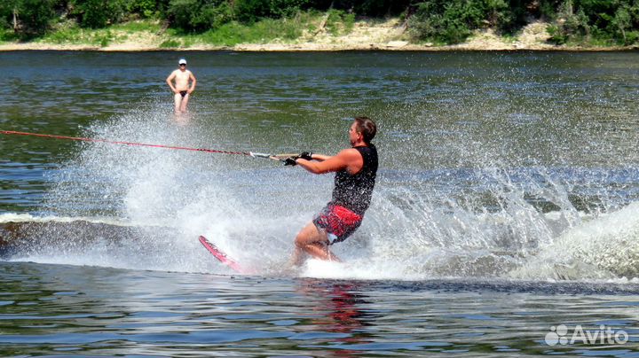 Вейкборд, кайтборд, водные лыжи, прокат и обучение