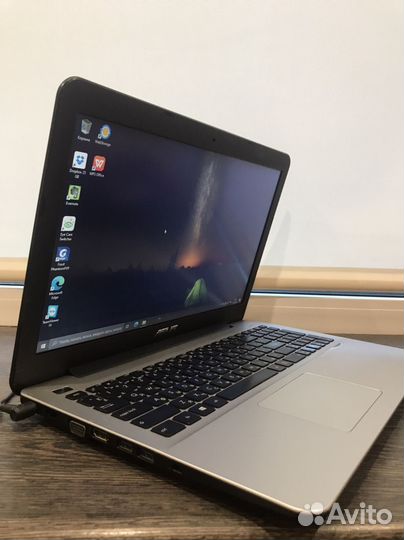 Ноутбук Asus AMD A8-7410,4 ядра, озу-6гб