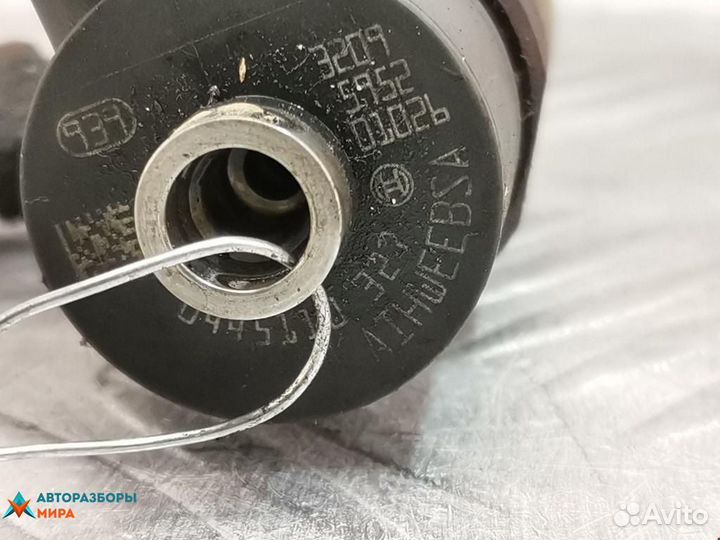 Форсунка Opel Insignia (A) 2008 55566050