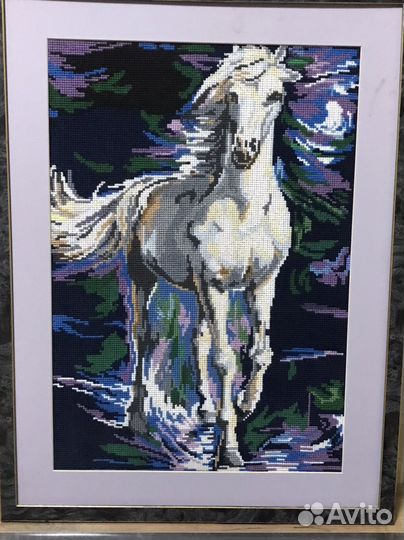 Картина вышитая крестом ручная работа