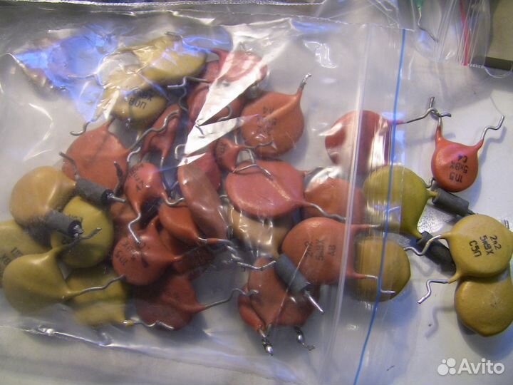 Разнообразные конденсаторы