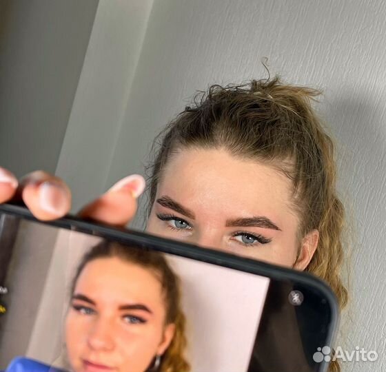 Мастер бровист