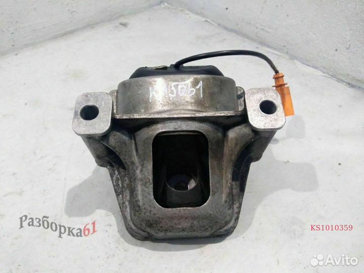 Подушка двигателя audi A4 B8 Левая