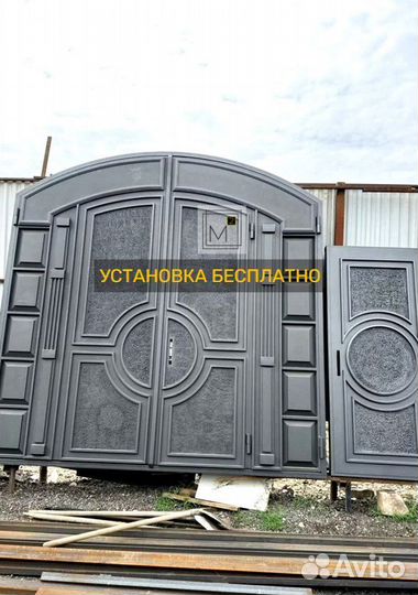 Ворота в Буйнакске современные