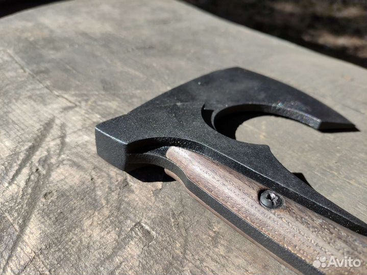 Топор кованый