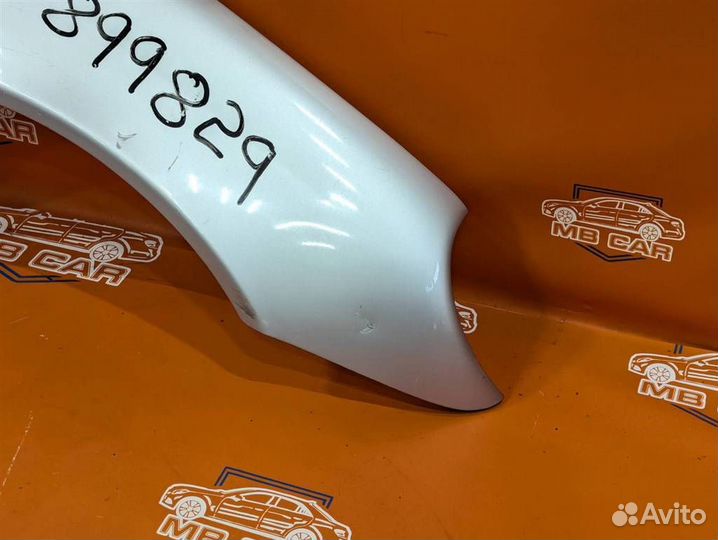 Крыло переднее правое w203 C-class 271.946