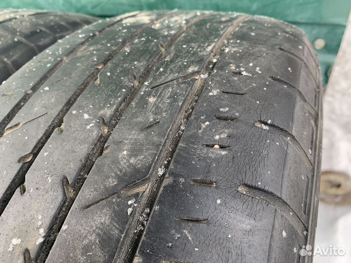 Toyo Tranpath J48 215/60 R17 96H