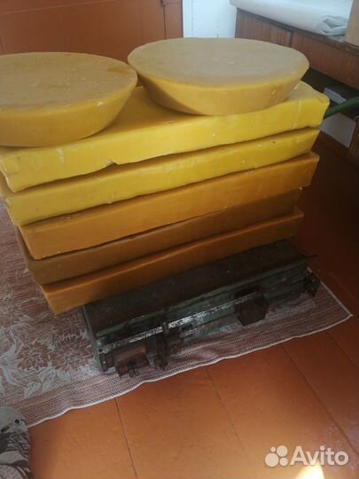 Воск пчелиный