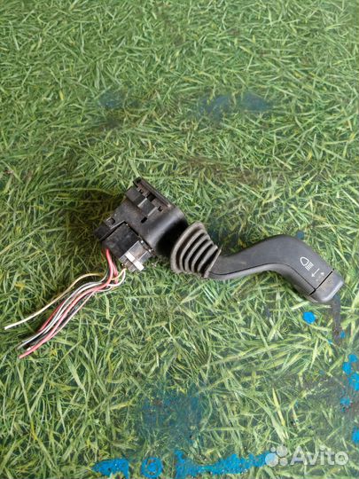 Переключатель поворотов Опель Вектра Б 1997г