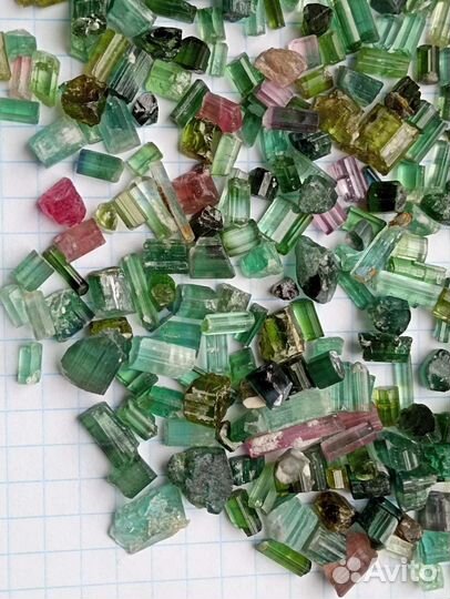 Турмалины, гранаты, аквамарины