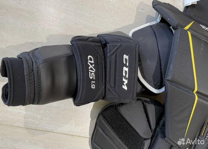 Вратарский нагрудник CCM Axis 1,9 int M