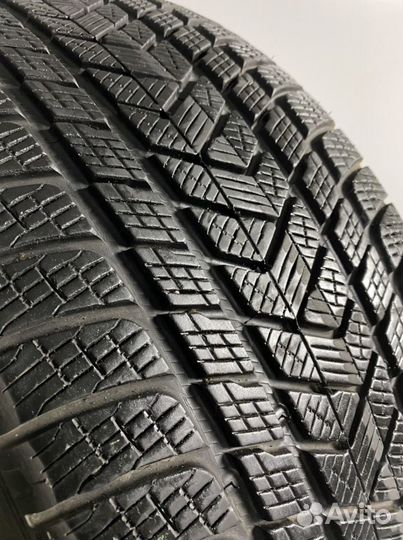 Pirelli Scorpion Winter 275/40 R22