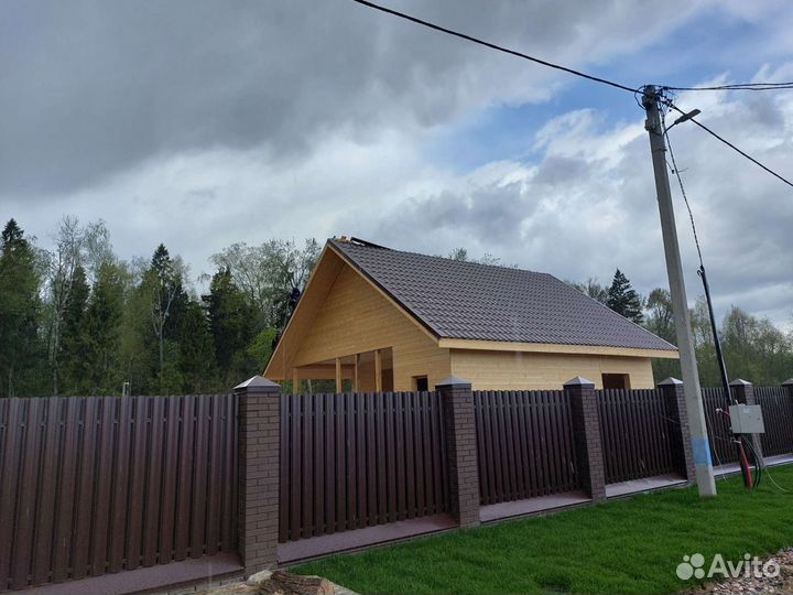 Бригада строителей