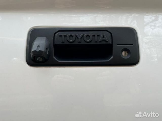 Toyota Tundra 5.7 AT, 2015, 110 000 км