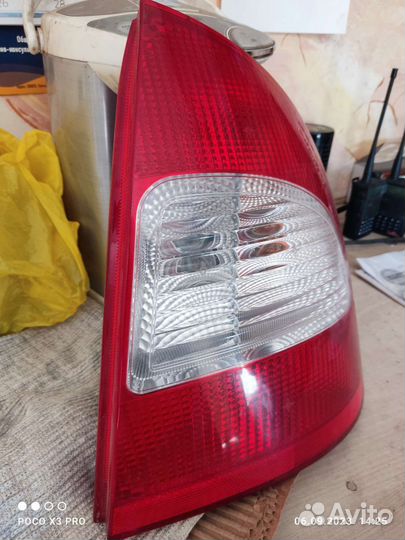 Задний правый фонарь калина седан