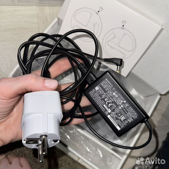 Зарядная станция Sony Playstation VR2 Sense