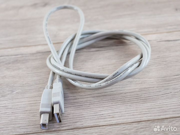 Кабель USB 2.0 Type-A - USB 2.0 Type-B