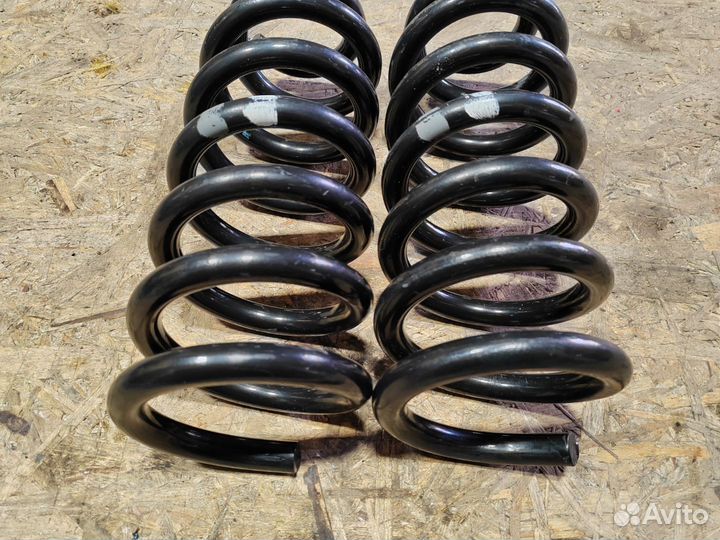 Пружина передняя Volkswagen Amarok рест. 2018