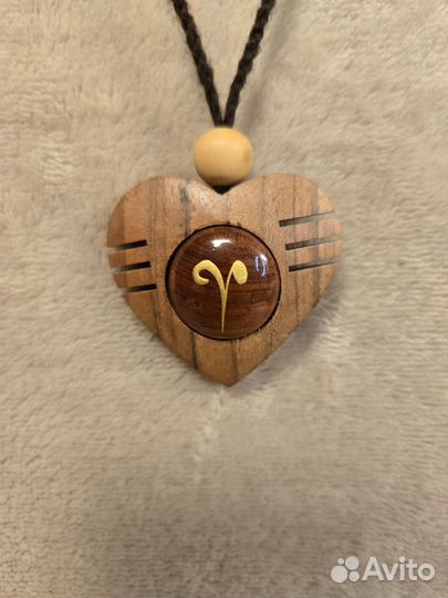 Кулон Овен дерево ручная работа