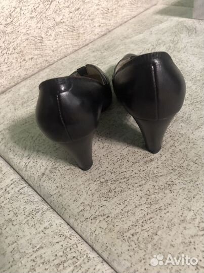 Отличное состояние обуты 1 раз Удобные красивые ко