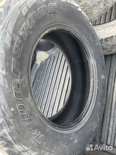 Bridgestone Dueler A/T 697 265/65 R17
