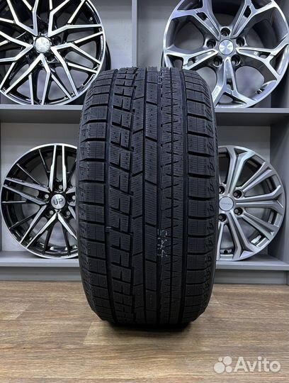 Yokohama Ice Guard IG60A 235/45 R17 94Q