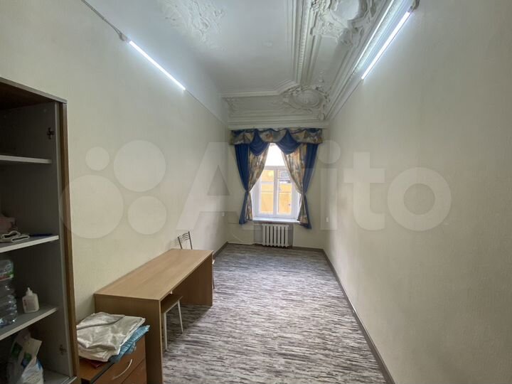 Комната 15 м² в 4-к., 2/5 эт.