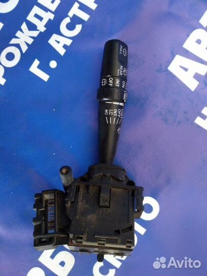 Переключатель дворников. Toyota Noah минивен