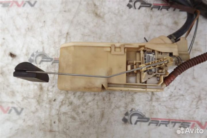 Насос топливный Ниссан Примьера P11