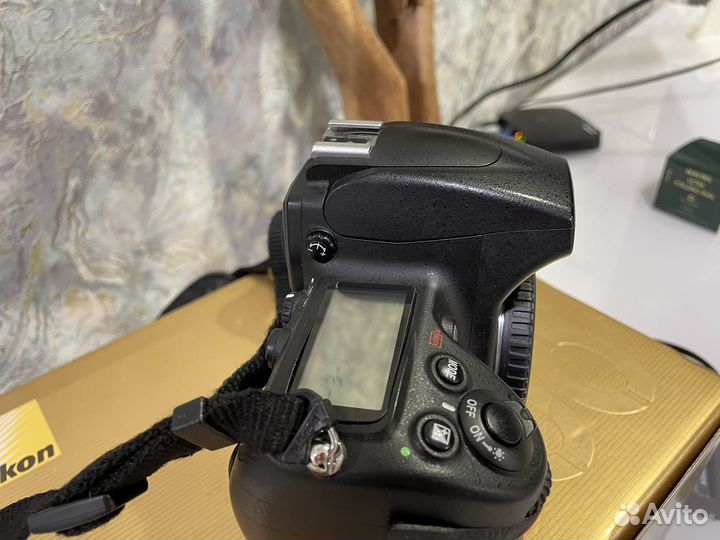 Зеркальный фотоаппарат Nikon D700