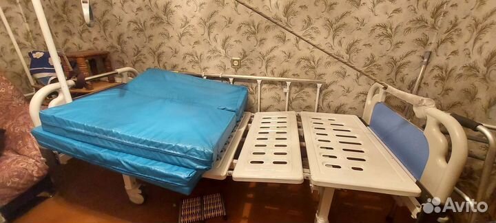 Медицинская кровать для лежачих больных