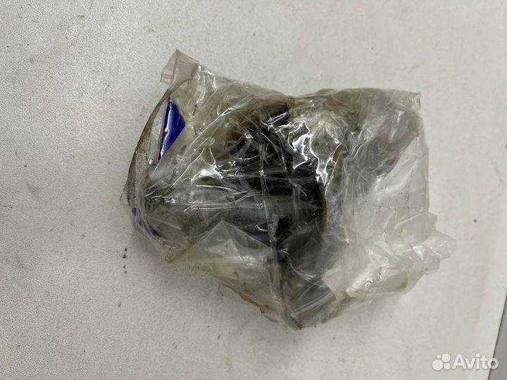 Сальник привода передний левый Volvo