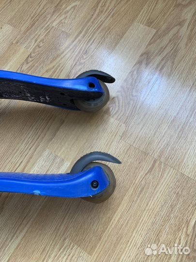 Самокат трехколесный Globber