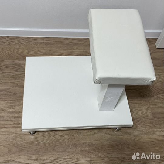 Подставка педикюрная для ног И вынны