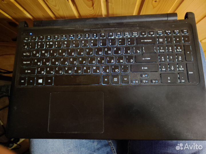 Продам ноутбук Acer aspire v5-571