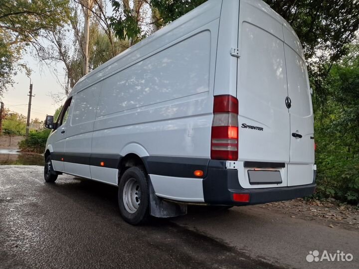 Mercedes-Benz Sprinter, 2011
