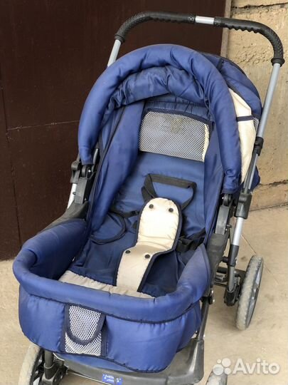 Прогулочная коляска
