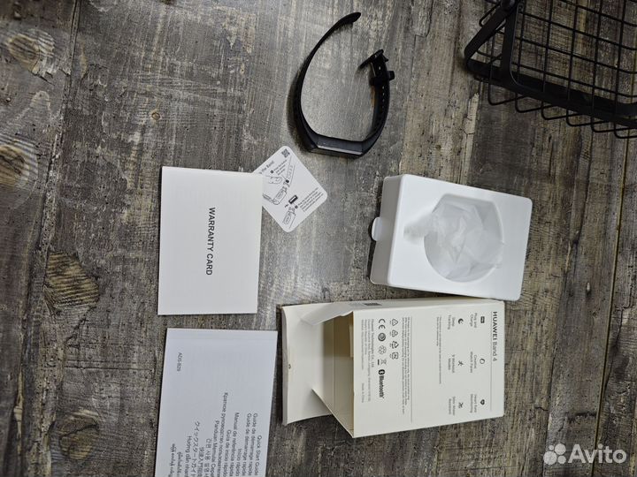 Фитнес браслет huawei band 4