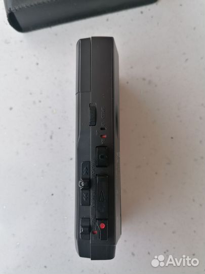 Кассетный диктофон Sanyo