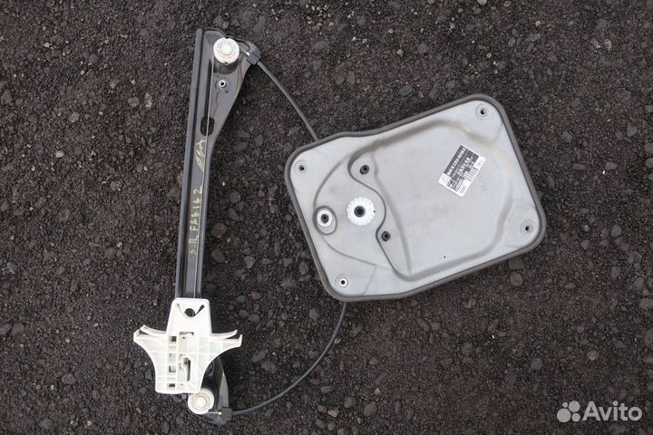 Стеклоподъемник электрический задний правый