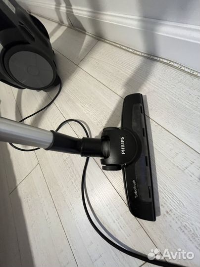 Пылесос Philips PowerPro Active 2000 w Animal+