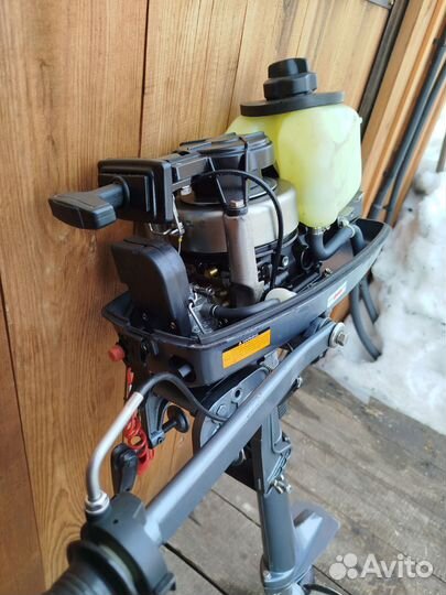 Лодочный мотор