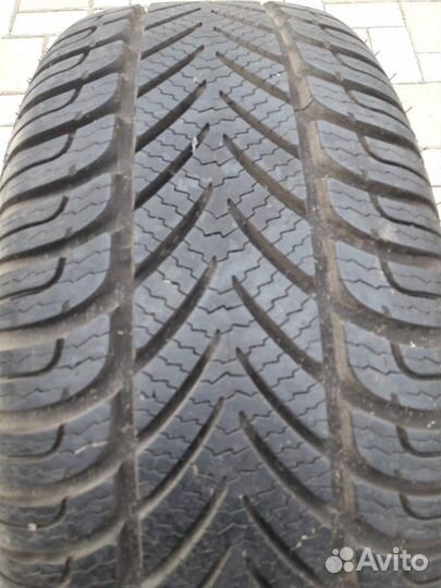 Fulda Kristall Supremo 215/55 R16 93H