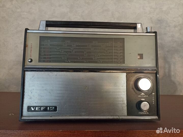 Радиоприемник VEF 12