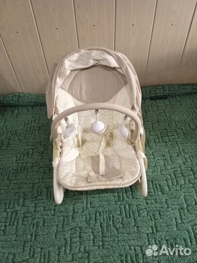 Шезлонг детский