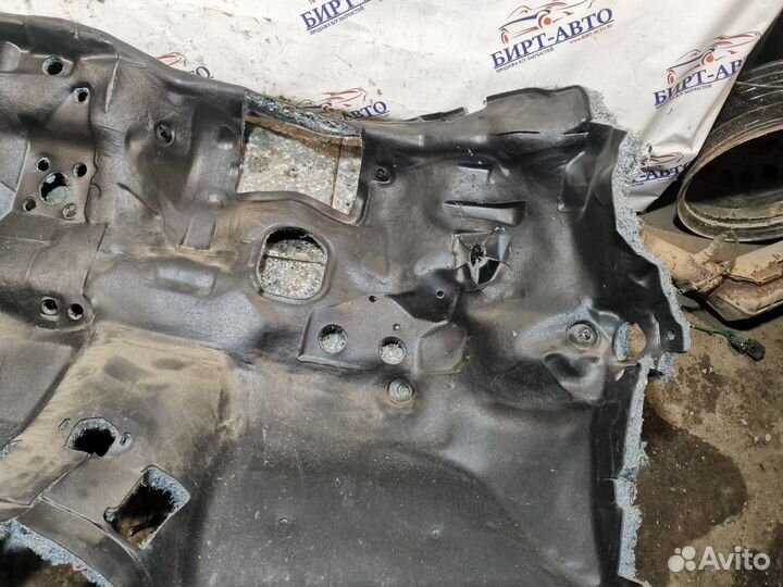 Шумоизоляция моторного отсека Ford Focus 2 1.8 TDI