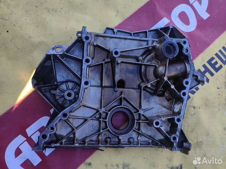 Крышка двигателя m271 Mercedes