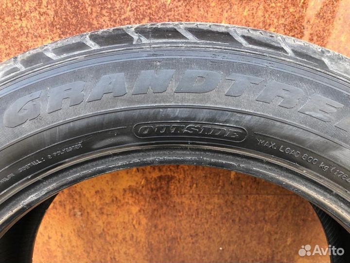 Dunlop Grandtrek ST30 2.25/60 R18 100