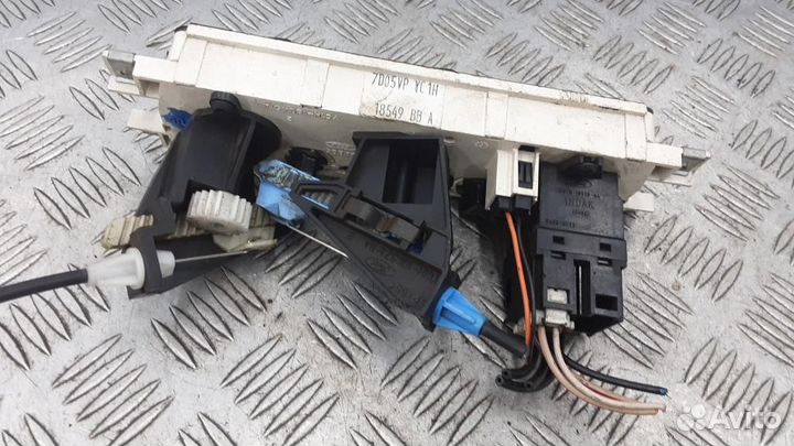 Блок управления климатической установкой Ford Tour